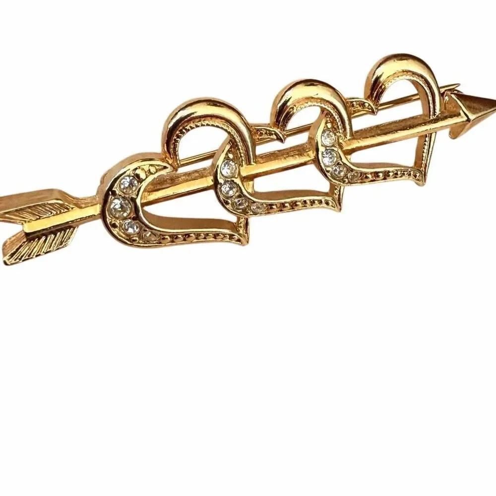 Avon Gold Tone Heart & Arrow Rhinestone Brooch